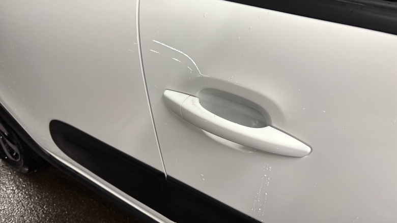 Citroen C3 1.2 PureTech 110 Plus 5dr EAT6 Petrol Hatchback